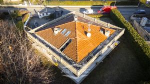 Druento villa indipendente con giardino zona Misterletta