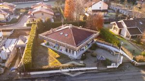 Druento villa indipendente con giardino zona Misterletta