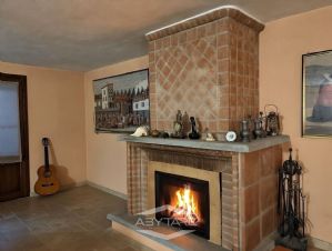 Druento villa indipendente con giardino zona Misterletta