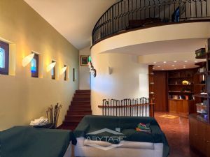 Druento villa indipendente con giardino zona Misterletta