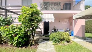Villetta a schiera indipendente tre lati