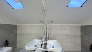 Casa semindipendente con cortile privato, box auto e  magazzino