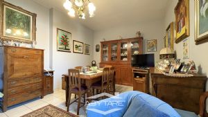 Appartamento piano rialzato in bifamiliare a Carignano