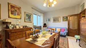 Appartamento piano rialzato in bifamiliare a Carignano