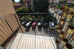 BEINASCO IN VENDITA TRILOCALE COMPLETAMENTE RITRUTTURATO IN CL A3