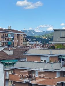 ESCLUSIVO ATTICO IN RECENTE COSTRUZIONE