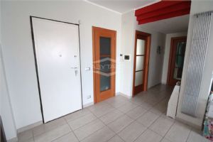 BEINASCO IN VENDITA QUADRILOCALE RISTRUTTURATO