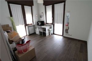 BEINASCO IN VENDITA QUADRILOCALE RISTRUTTURATO