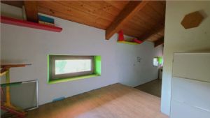 Cascina piemontese libera su tre lati con giardino privato e due unità abitative