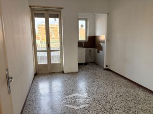Moncalieri Bilocale Ottimo Investimento a 100mt dalla metropolitana Bengasi.