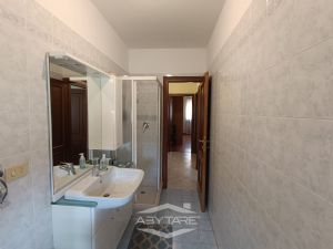 QUADRILOCALE CON DOPPI SERVIZI IN RECENTE COSTRUZIONE