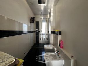 Trilocale ristrutturato con riscaldamento a pavimento in zona Superga