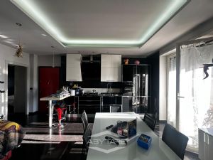 Trilocale ristrutturato con riscaldamento a pavimento in zona Superga