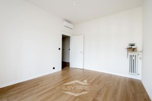 MAI ABITATO - TRILOCALE CON CUCINA COMPLETA E BAGNO INCLUSI