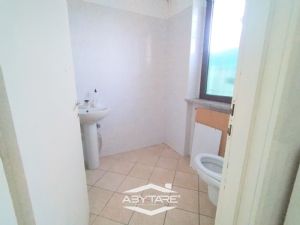 VIA BATTITORE - LOCALE COMMERCIALE DI 70 MQ

Benve...