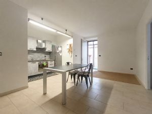 Appartamento trilocale in affitto