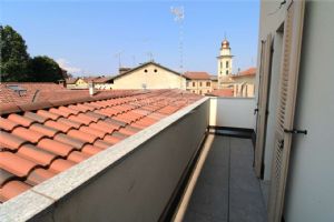 VILLAFRANCA PIEMONTE QUADRILOCALE COMPLETAMENTE RISTRUTTURATO CL A4