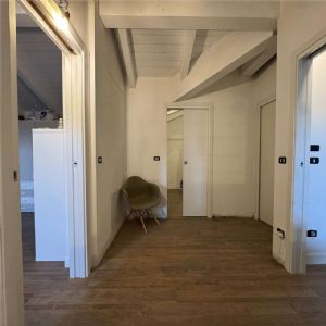 ASTI PALUCCO PORZIONE DI VILLA BIFAMILIARE CON PISCINA