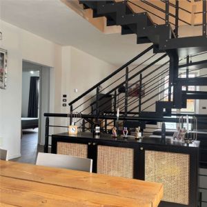 ASTI PALUCCO PORZIONE DI VILLA BIFAMILIARE CON PISCINA