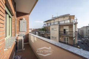 VIA TRIPOLI - BILOCALE CON ARREDO VOLENDO INCLUSO ...