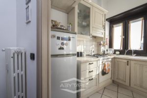 VIA TRIPOLI - BILOCALE CON ARREDO VOLENDO INCLUSO ...