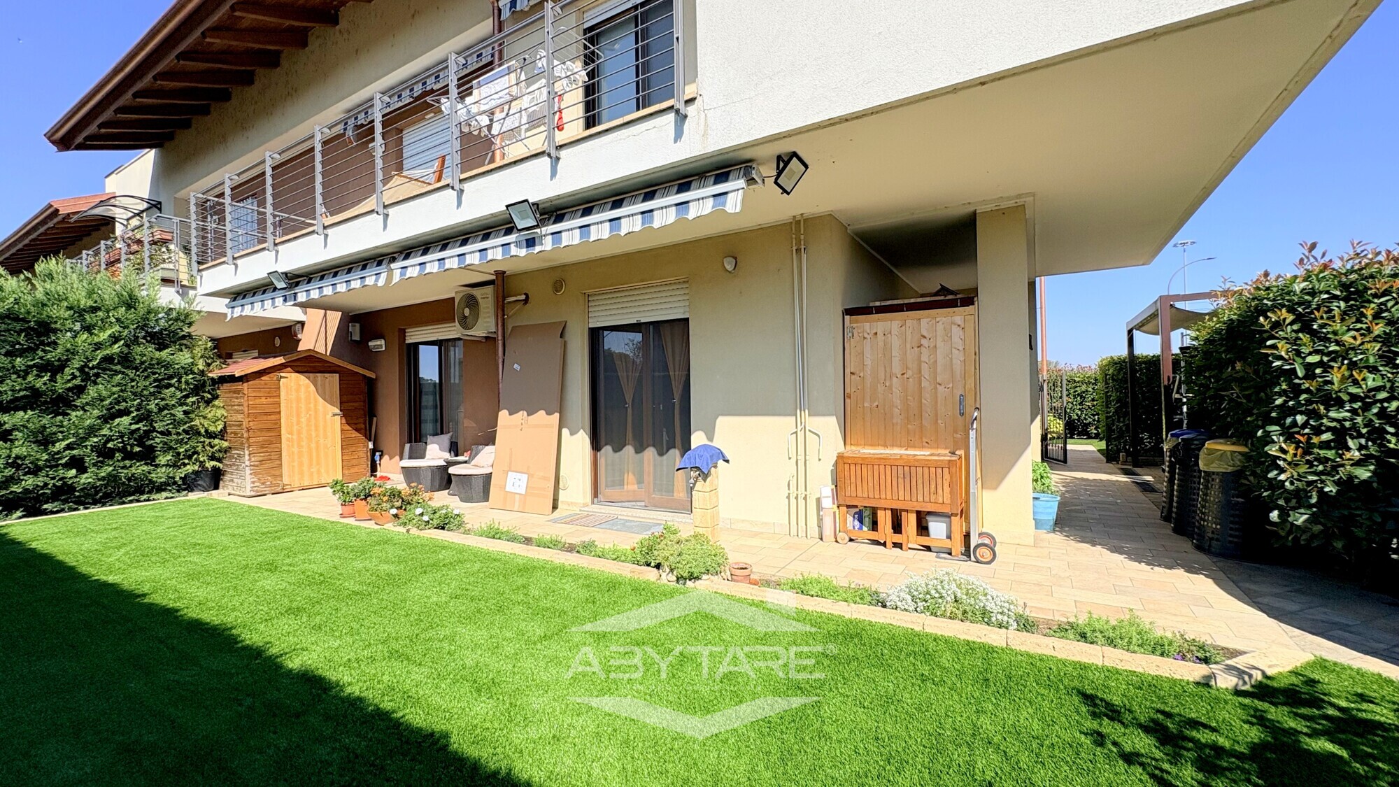 Quadrilocale con giardino in vendita a Carignano