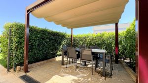 Quadrilocale con giardino in vendita a Carignano