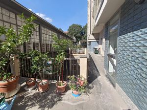 AMPIO TRILOCALE ZONA OSPEDALI