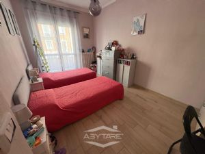TRILOCALE COMPLETAMENTE RISTRUTTURATO IN PICCOLA PALAZZINA