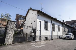 Terratetto unifamiliare Vendita Via Montenero 4 Moncalieri
