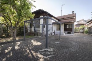 Terratetto unifamiliare Vendita Via Montenero 4 Moncalieri