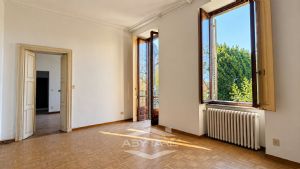 Casa storica in vendita in centro paese