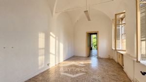 Casa storica in vendita in centro paese