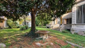 Casa storica in vendita in centro paese