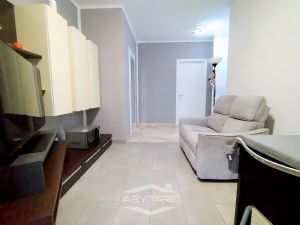 BILOCALE CON CUCINA INCLUSA NEL PREZZO E VOLENDO BOX AUTO