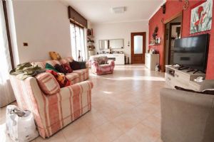 PIOSSASCO IN VENDITA CASA INDIPENDENTE BI/UNIFAMILIARE