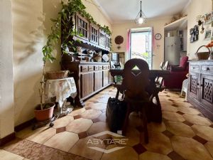 Appartamento con ampio terrazzo privato