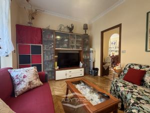 Appartamento con ampio terrazzo privato