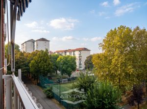 Luminoso quadrilocale per famiglie Mirafiori Sud