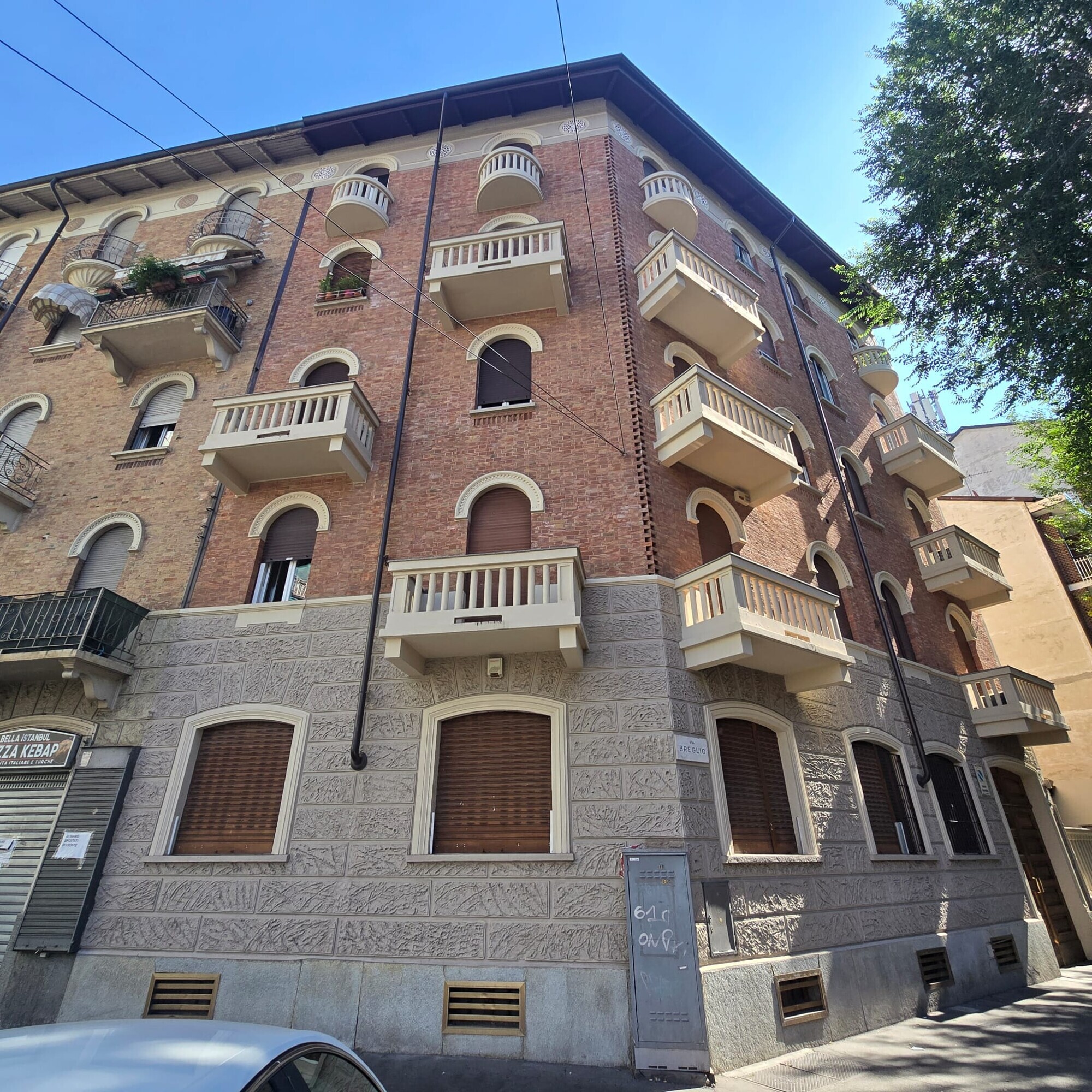 Via Breglio n° 42