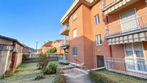 Appartamento quadrilocale con terrazzo in piccolo contesto