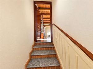 SPLENDIDA CASA RISTRUTTURATA CON TERRENO E RUSTICO